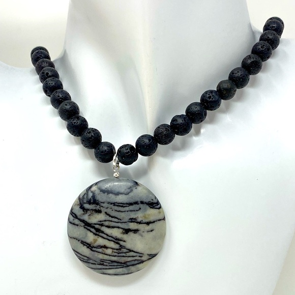Lava rock necklace with marble pendant & snowflake jasper bracelet + earrings - Picture 2 of 8